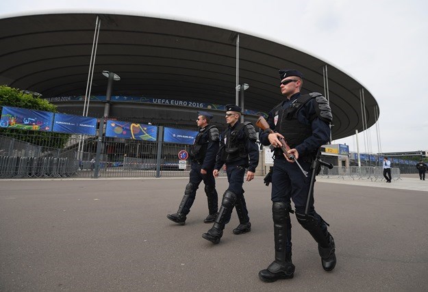 Policija pronašla sumnjiv paket na Stade de Franceu uoči utakmice Švedske i Irske