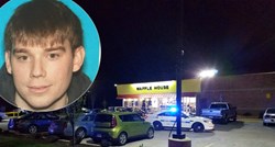 Američka policija još uvijek traži muškarca koji je gol ubijao ljude u restoranu