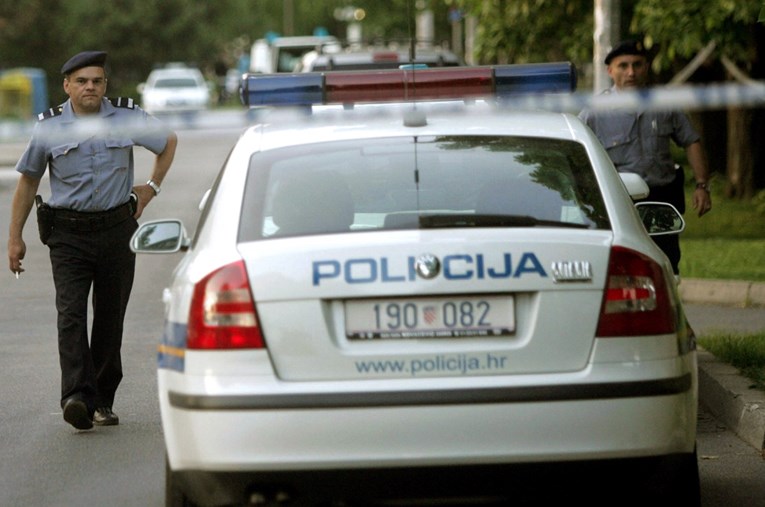 Policajac van službe u Splitu otkrio Bugare koji su "operirali" po bankomatima