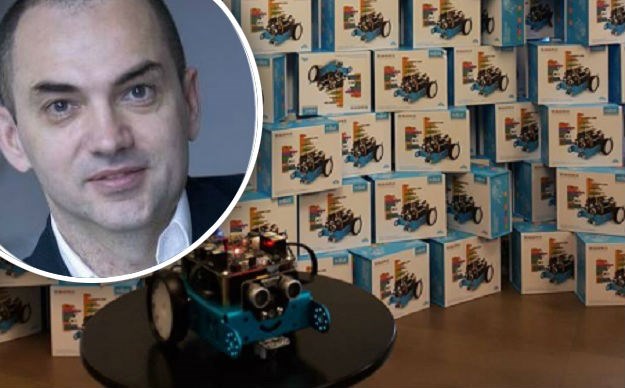 Lijepa priča nedjeljom: Nenad Bakić pokrenuo robotičku revoluciju - u škole ide 1000 robota