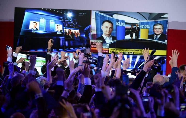 Komorowski priznao poraz: Konzervativni Andrzej Duda novi je poljski predsjednik