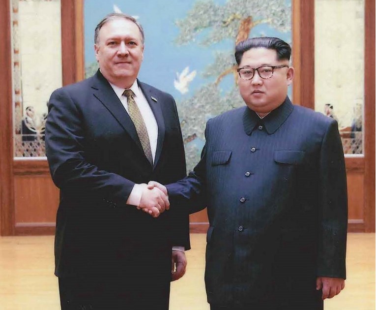 Američki državni tajnik: SAD će ukinuti sankcije Sjevernoj Koreji ako ukine nuklearni program