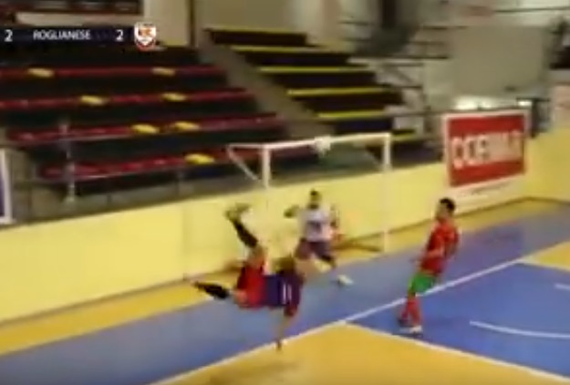 Ni Ricardinho, ni Falcao: Najljepši futsal gol godine stiže iz Italije