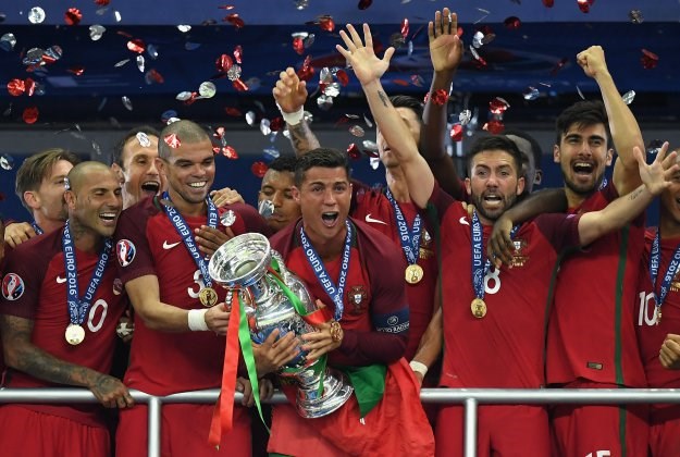 Suze radosnice: Ronaldo ostvario san i srušio dva rekorda