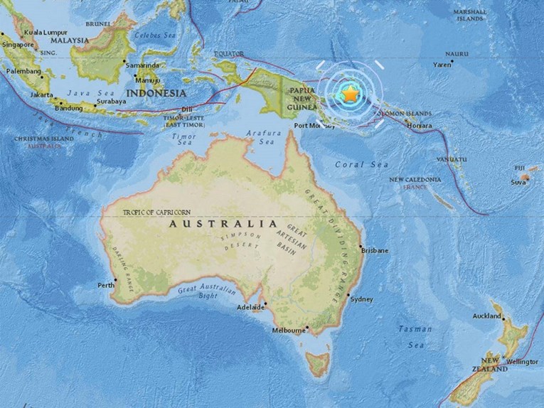 Snažan potres pogodio Papuu Novu Gvineju, izdano upozorenje na tsunami