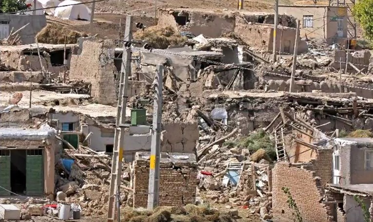 Potres magnitude 6,1 pogodio sjeveroistok Irana
