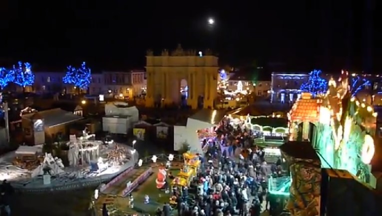 Evakuirana božićna tržnica u Njemačkoj, pronađen eksploziv