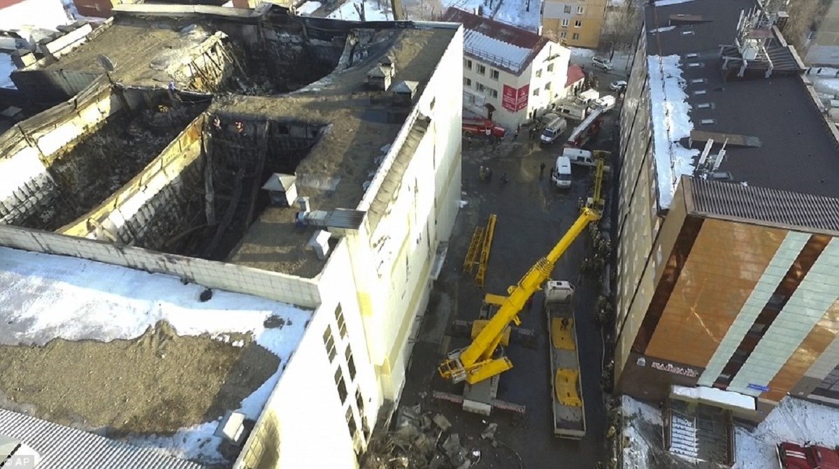 VIDEO Tragične priče žrtava požara u Rusiji: Poginuo čitav razred, dječak izgubio cijelu obitelj