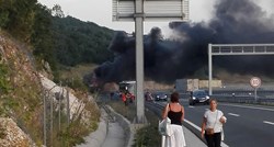 VIDEO, FOTO Kod Bakra se zapalio autobus pun putnika, potpuno je uništen: "Gori, svi van!"