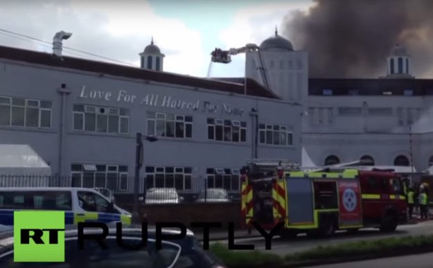 Izbio požar u najvećoj džamiji u zapadnoj Europi