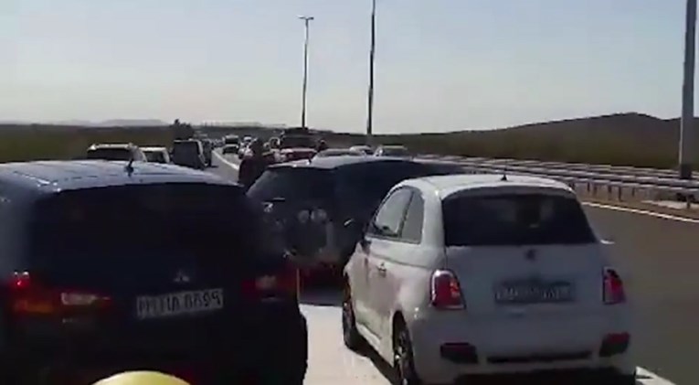 VIDEO Kaos na autocesti, auti bježali u suprotnom smjeru: "Bilo je užasno, a policija mi je poklopila"