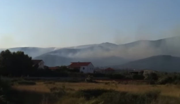 Veliki požar skoro zatvorio splitski aerodrom