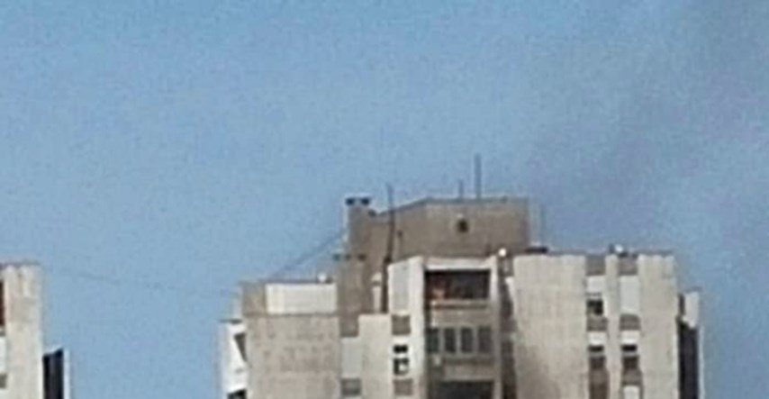 Izgorio stan na devetom katu nebodera u Splitu, dim ugušio psa