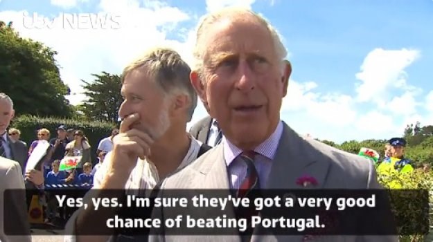 Princ Charles: Svi ćemo držati fige Walesu