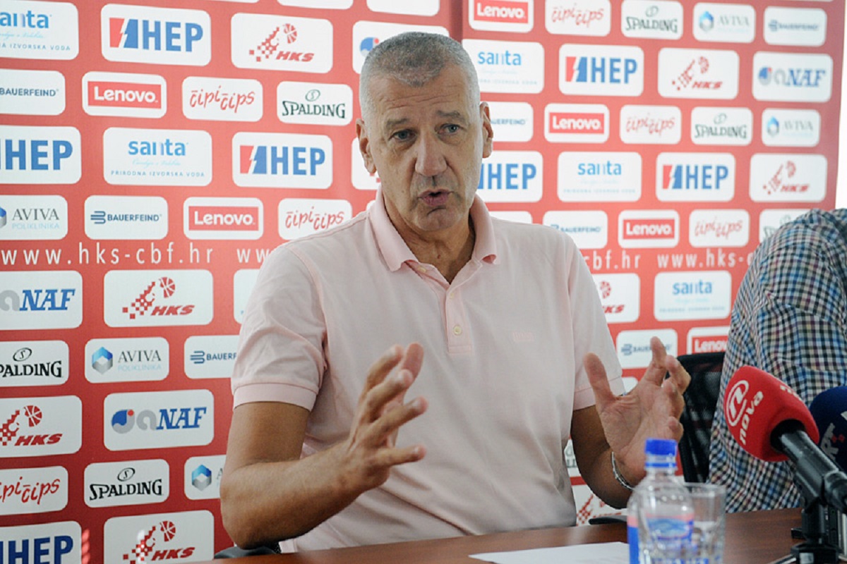 Ovo je popis igrača s kojima Aco napada Eurobasket