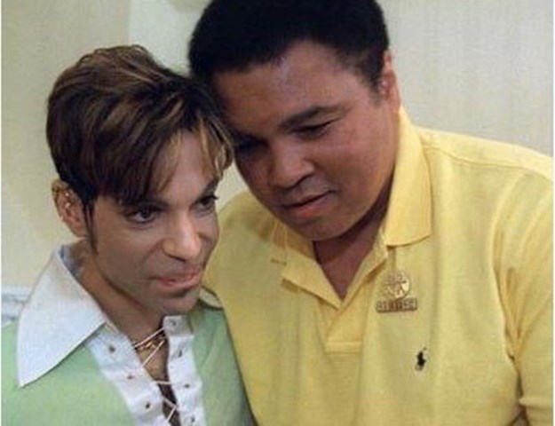 FOTO Bili su veliki prijatelji: Ovako je Prince nasmijavao Muhammada Alija