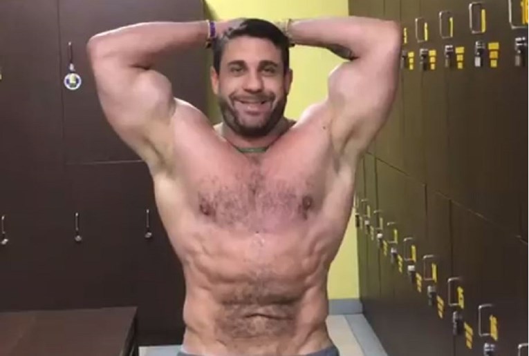 Studenti u Italiji šokirani saznanjem da im je profesor matematike bivša gay porn zvijezda