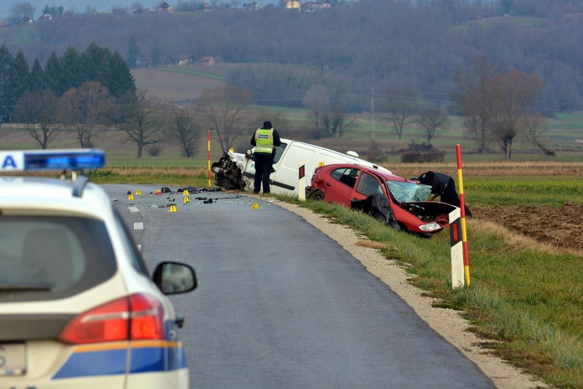 Detalji nesreće kod Križevaca: Vozačica pretjecala pa se zabila u kombi