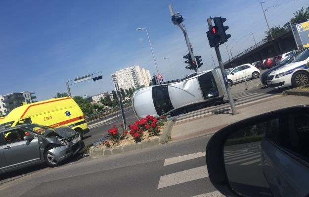 Sudarila se dva auta u Zagrebu, četvero ozlijeđenih