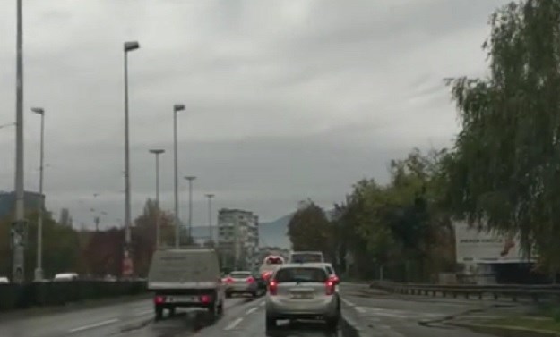 Potpuni prometni kolaps u Zagrebu, grad zakrčen automobilima