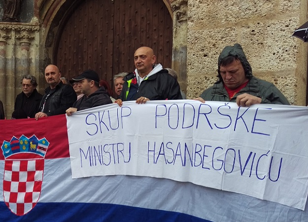 VIDEO Desničarski "kulturnjaci" i šatoraši organizirali skup potpore Hasanbegoviću