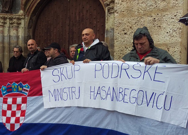 VIDEO Desničarski "kulturnjaci" i šatoraši organizirali skup potpore Hasanbegoviću