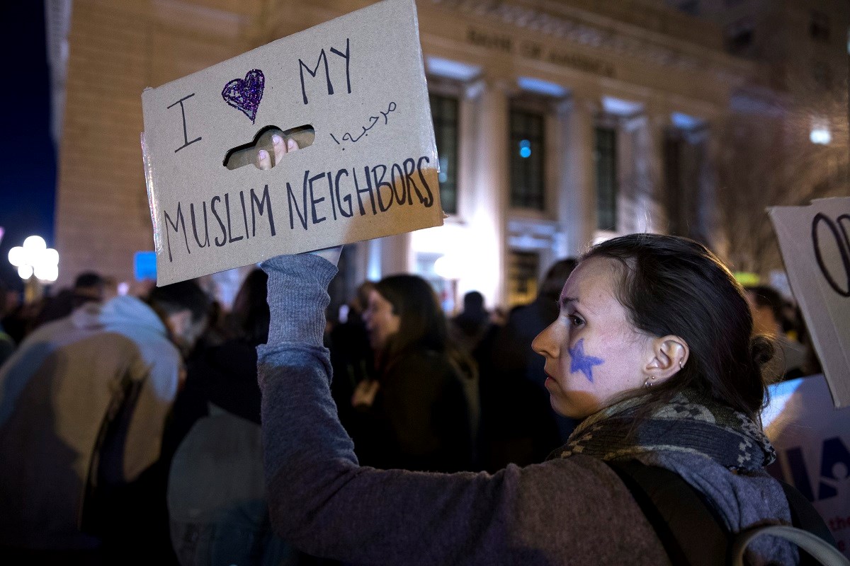 Trump će muslimanima iz sedam zemalja zabraniti ulazak u SAD