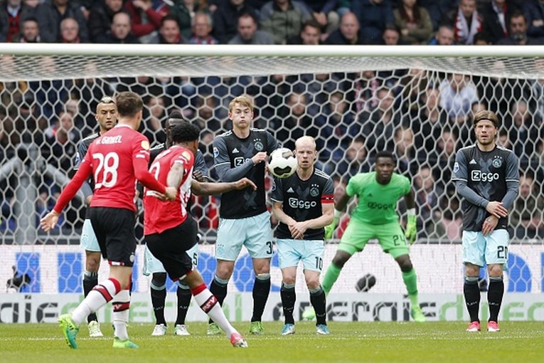 Feyenoord na korak od naslova na koji čeka 18 godina