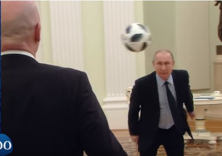 Putin pokazao što zna s loptom