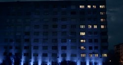VIDEO Puljani paljenjem i gašenjem svjetla na pročelju zgrade izveli pravi performans