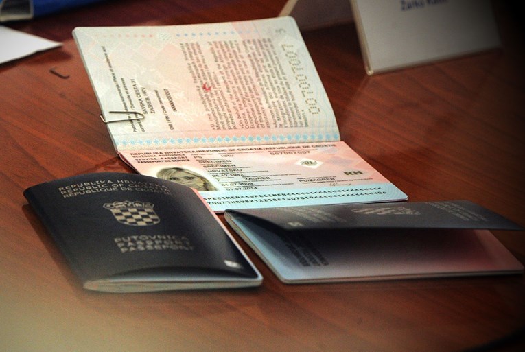 Sve više ljudi odriče se hrvatskog državljanstva, ove putovnice najviše traže