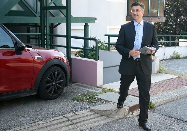 Plenković odbio Milanovića: Umjesto da nudi veliku koaliciju, mogao mi je čestitati