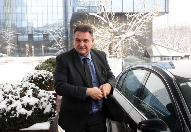 Nakon žestoke svađe izglasano da Čačić ne može u Sabor
