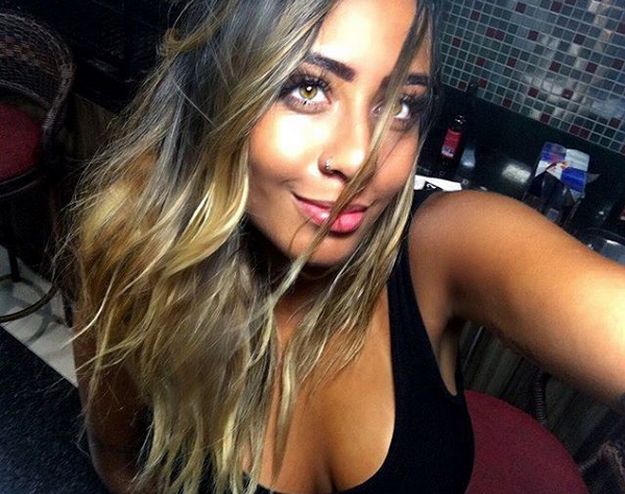 FOTO Prelijepa Neymarova sestra možda ne igra nogomet, ali ima druge talente