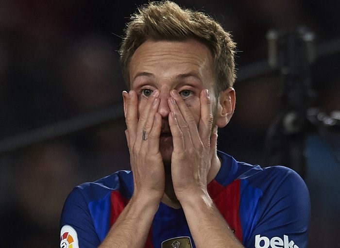 BIZARNO Kraj nogometa kakvog poznajemo? FIFA ukida zaleđe i žute kartone, uvodi penale kao u hokeju...