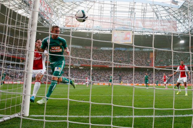 Bečki Rapid izbacio Ajax iz Lige prvaka, Pašalić i Subašić u play-offu
