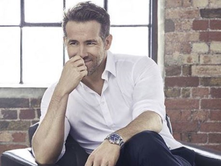 Ryan Reynolds trola Kardashianke: Može li netko riješiti raspravu između mog svećenika i mene?