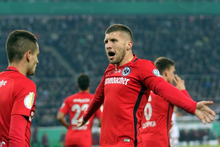 Niko Kovač odveo Eintracht u finale Kupa