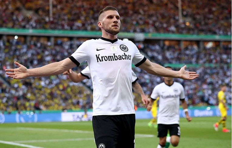 REBIĆEVA MAJSTORIJA Ante za Eintracht zabio četvrti gol u sezoni