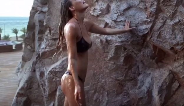 VIDEO Reklama s prelijepom Bar Refaeli toliko je seksi da su je zabranili