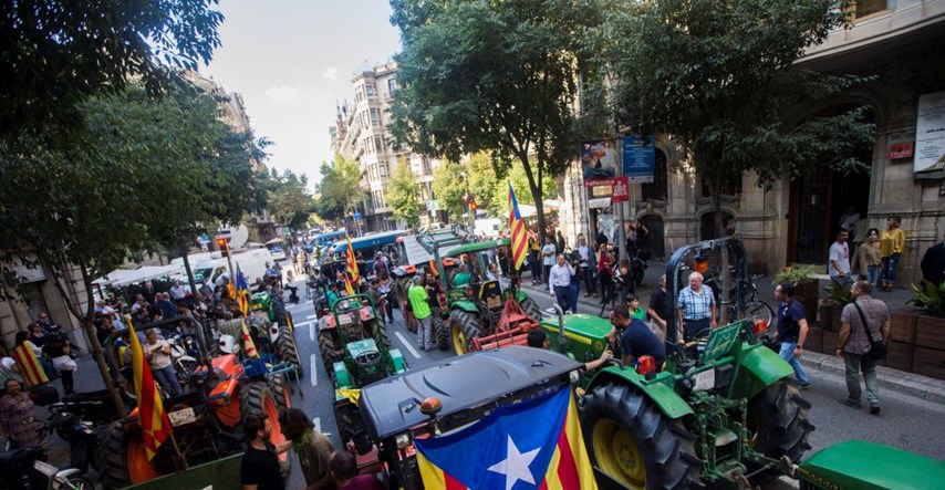 Čelnici Europske unije osuđuju nasilje u Kataloniji, pozvali na mirno rješenje