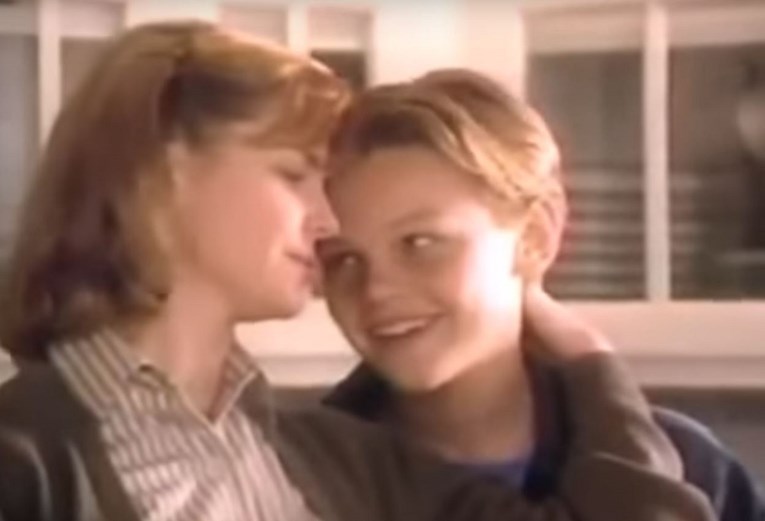 VIDEO Leonardo DiCaprio sa 16 godina snimio je reklamu za sir, evo kako je izgledao 1991. godine