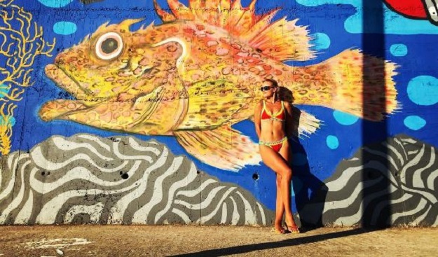 FOTO Nevena Rendeli u bikiniju plijeni pažnju kupača u moru