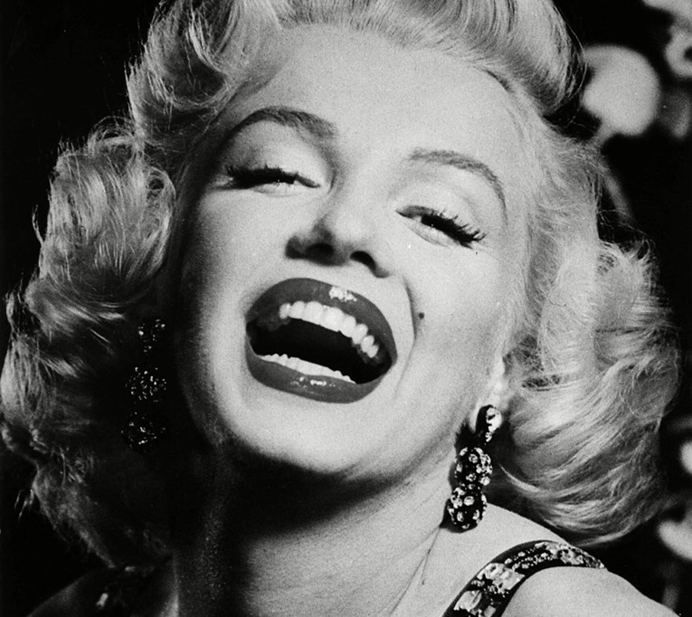 FOTO Pogledajte kako je izgledala Marilyn Monroe u prvom broju Playboya (18+)