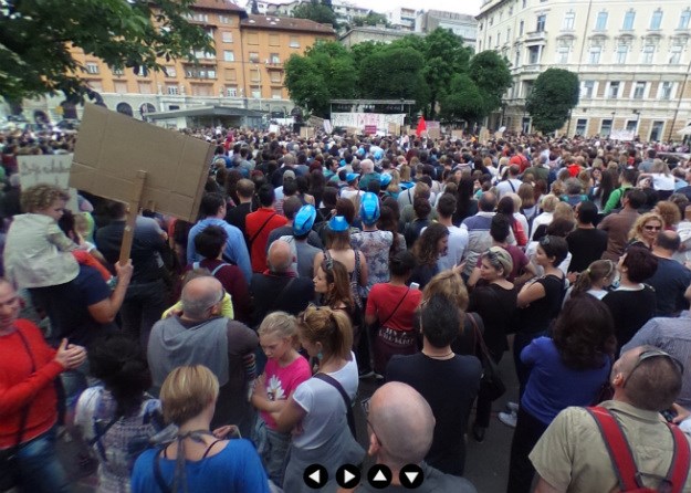 FOTO Pogledajte tisuće prosvjednika u Rijeci na 360 stupanjskoj fotografiji