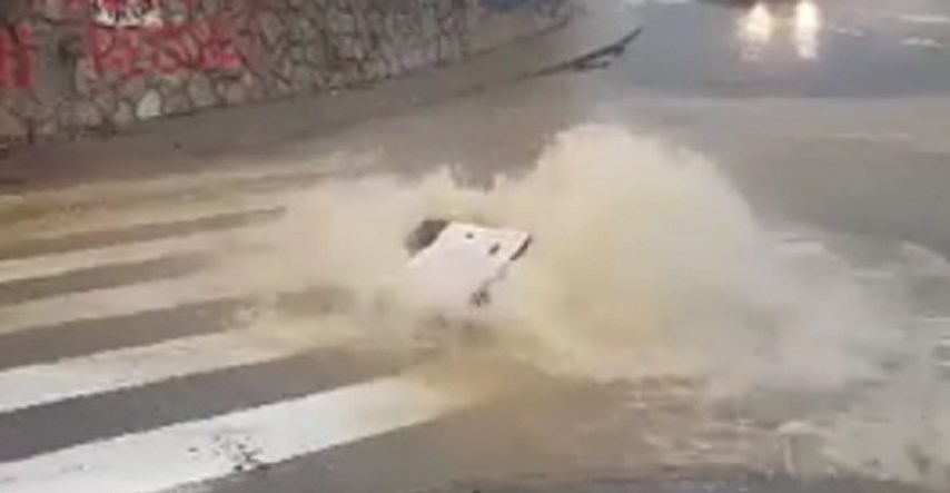 VIDEO Rijeka pod vodom, poplave potpuno paralizirale "Grad koji teče"