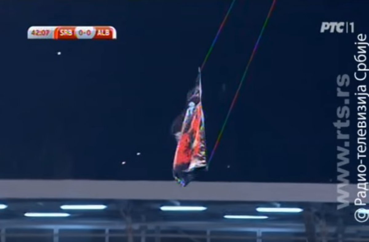 Albanci ponovno provocirali na isti način: Dron sa zastavom "Velike Albanije" na utakmici u Skopju