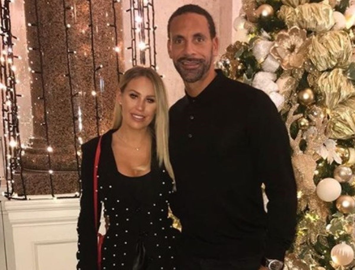 Rio Ferdinand stisnuo se uz svoju zgodnu curu i objavio fotku koja je iznenadila njegove fanove