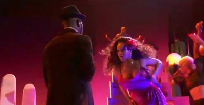 VIDEO Vrući, vrući Grammyji: O ovom seksi nastupu Rihanne danas baš svi pričaju