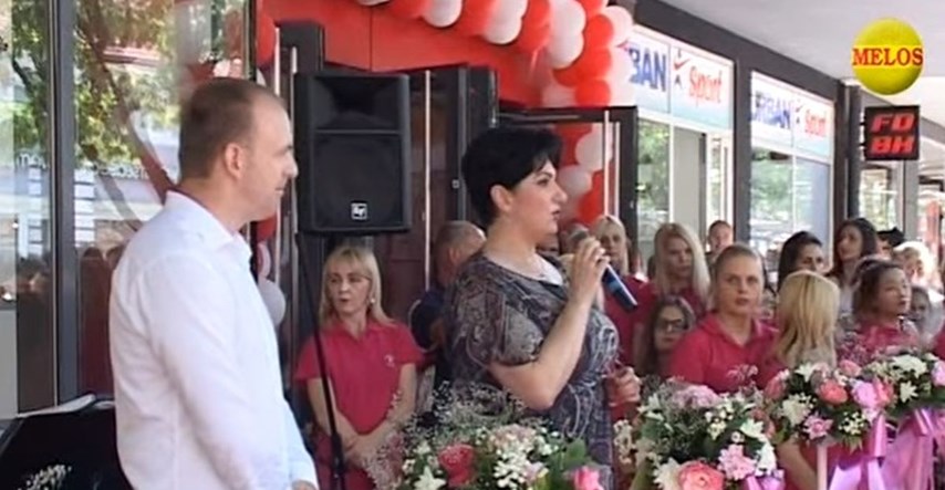 VIDEO Srpski političari svečano otvorili - kineski dućan